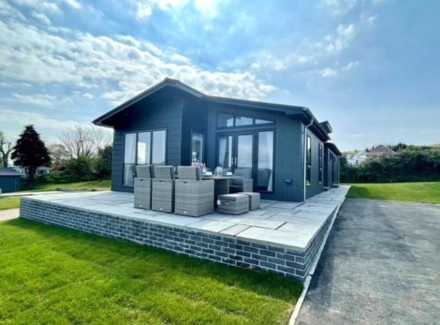 *Luxury Holiday Home With Hot Tub Close To Beach* Penally Exterior photo